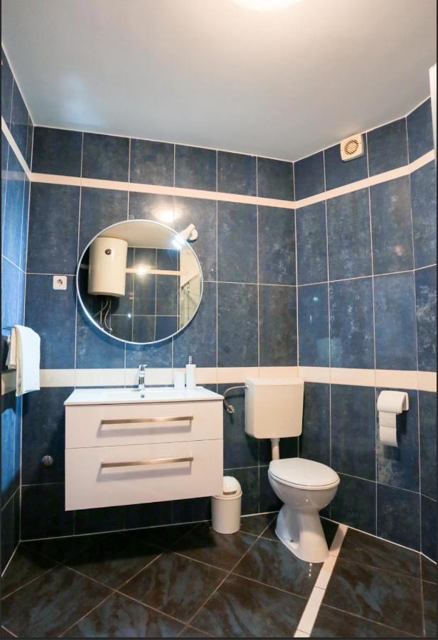 Apartman Nicol Liznjan Exterior photo
